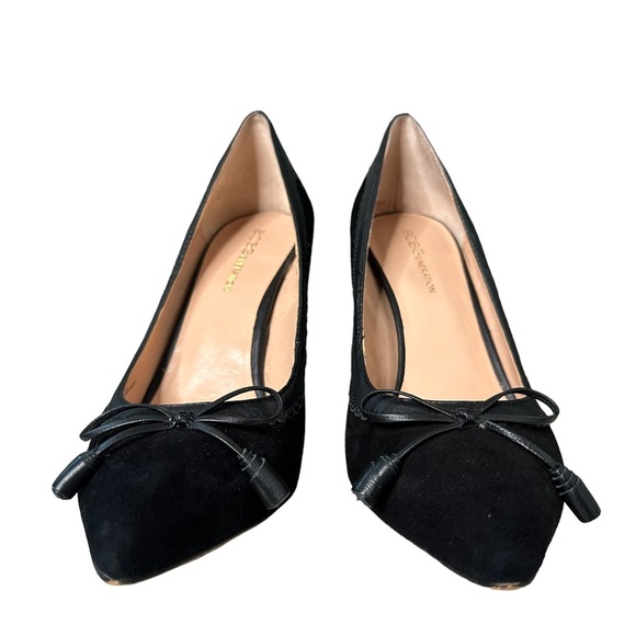 BCBGeneration | Black Suede and Leather Tassel Bow Front Pointed Pumps Size 6.5 - Picture 4 of 11